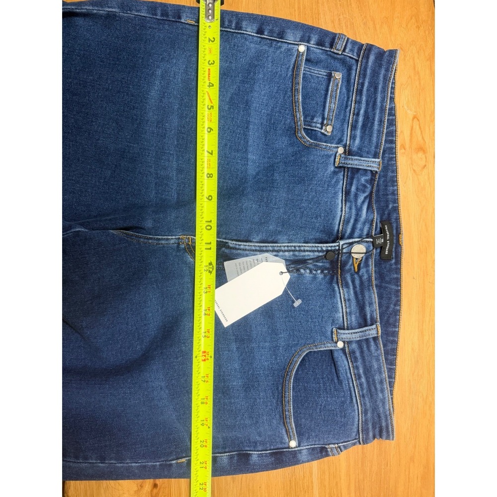 Universal Standard Size 16 High Rise Straight Leg Jeans Medium Wash Blue Denim - Picture 4 of 5